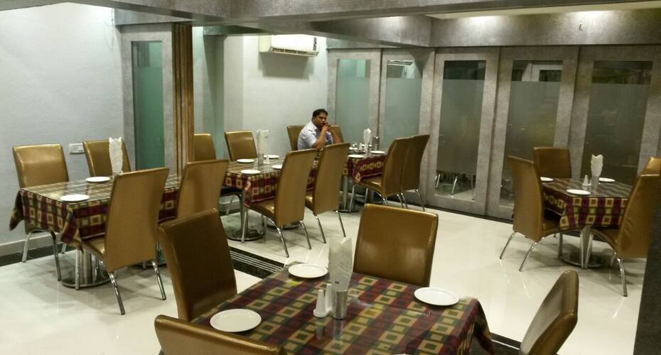 Hotel Shiva International, Bilaspur 2